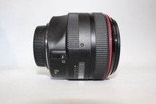 Canon EF 85mm f/1.2L II USM