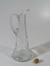Historische Kristall-Karaffe Bleikristall mit Henkel, handgeschliffes Glas