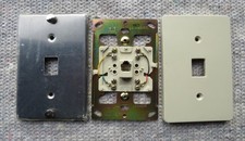 UAE  - Telefon Anschlussdose