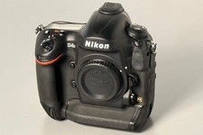 Nikon D4s  mit nur 5745
