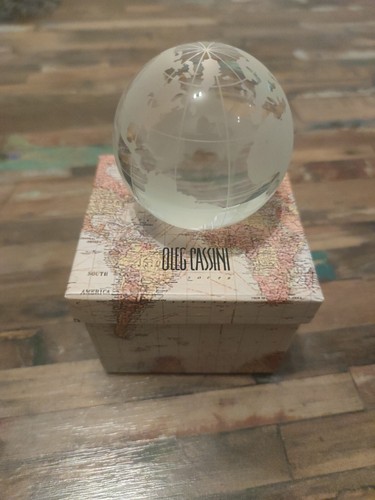 Oleg cassini paperweight - oleg,
