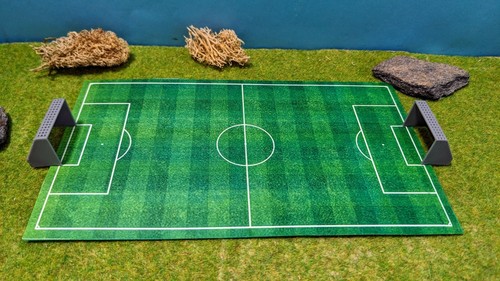 Modellbau fussballplatz 2 - +,