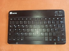 Fintie Bluetooth Tastatur mit deutschem Layout QWERTZ, schwarz