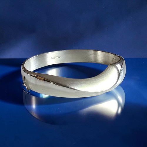 Top exquisiter armreif - *,