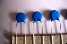 1 x Keramik-Kondensator 4700pF