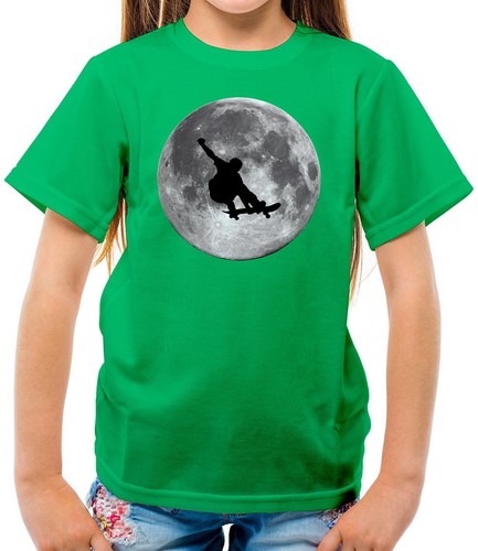 Skateboarder moon kinder - skateboarder,