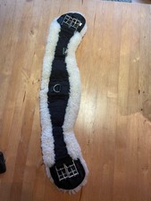 Sattelgurt Lammfell, Mondgurt, Länge 70 cm, von Engel Naturfelle