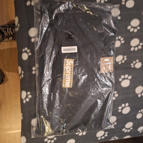 Supreme burberry box - x, logo