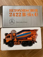 Betonmischer 2422 B (6x4) Mercedes Benz in OVP von NZG 1:43