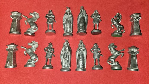 Schachfiguren aus zinn oder - zinn,