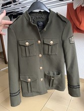 Mantel im Militär- und