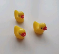 3 kleine Enten Badeenten aus Kunstoff Deko Dekoration Tiere Figuren Neu