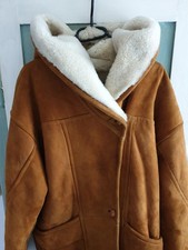 lammfelljacke herren Gr. L Mit Kaputze  2x Getragen NP 689 Euro . Sehr Warm