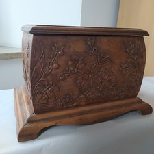 Kleine Holztruhe, Kiste, floraler Jugendstil um 1910, top erhalten