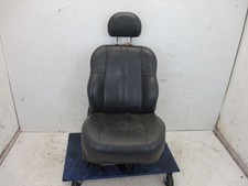 Sitz vorne rechts Leder