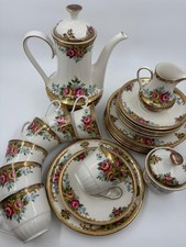 Winterling Kaffeeservice für 7 Personen Rosen & Gold 7 Tassen/Untertassen/Kuchen