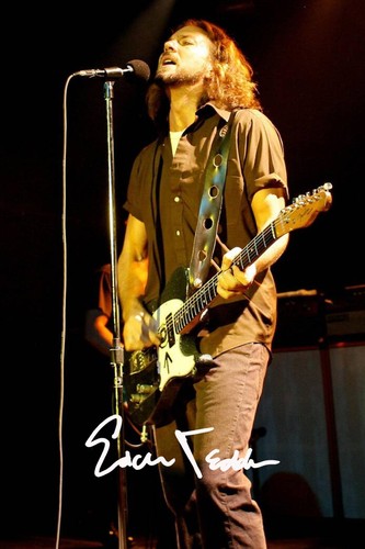 Eddie vedder signed autogramm - eddie,