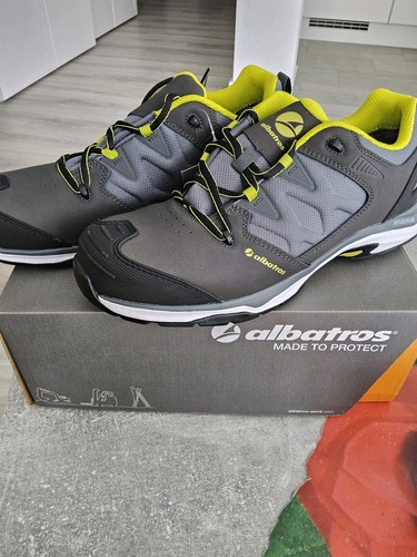 Ultratrail grey low - low, s3