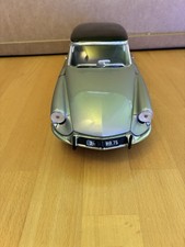 Modellautos 1:18 Citroen DS 19 Modell 1963