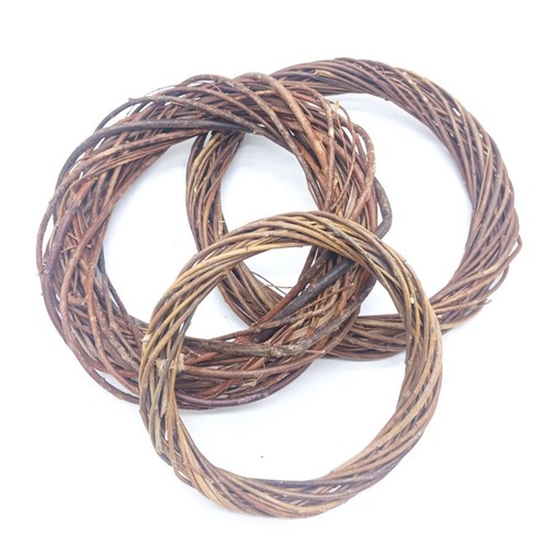 Unfertiger rattan kranz zum - unfertiger,