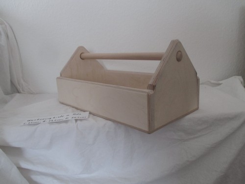 Werkzeugkiste aus holz - aus,
