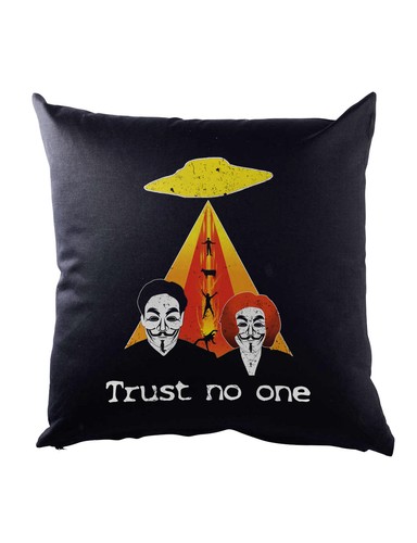 Trust one dekokissen alien - one,