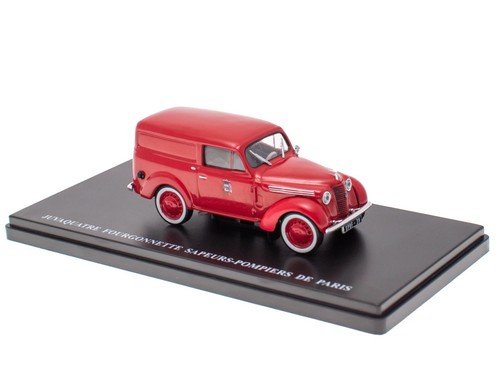 Renault juvaquatre feuerwehr - juvaquatre,