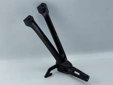 Suzuki GSXR750 K7 Rechts Hinten Fußrastenanlage Rear right footrest (4) 07' 
