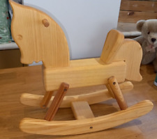 NEU! Schaukelpferd für Puppen