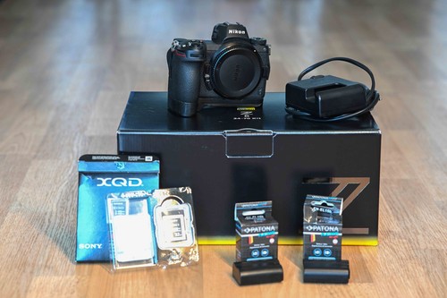 Nikon - , z6