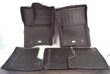 Land Rover Defender 90 L663