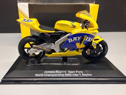 Honda 211 12 - honda, bayliss