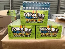 3 x Ein Karton mit Mike and