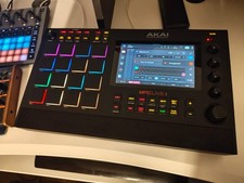 Akai MPC Live II