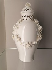 NYMPHENBURG Potpourri Deckel Vase 1. Wahl plastisch Porzellanblüten H 31cm