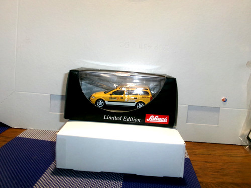 Schuco opel astra - 1:43,