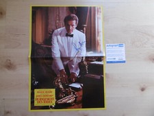 Roger Moore Original Autogramm
