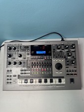 Roland MC-505 Groovebox Synth