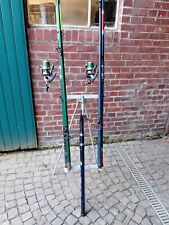 Brandungsruten u. Rollen mit Dreibeinständer u. Zubehör