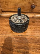 Aschenbecher schwarz Reifen