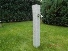 Wasserzapfsäule aus Granit