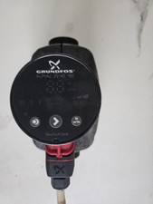 Grundfos Alpha2 25-40 180 Heizungsumwälzpumpe G 1 1 /2, 230 V