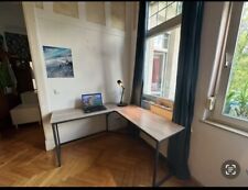 Moderner Eckschreibtisch 