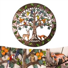 Zeitloser lebendiger Baum