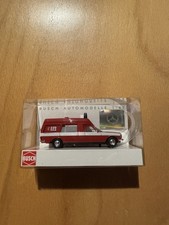 Busch 52217 Mercedes VF 123 Miesen Feuerwehr Frankfurt Automodell 1:87 in OVP!
