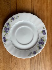 Untertasse aus einem