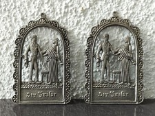 2 Metall Relief Wandbild Der Frißör Rokoko Barock Szene Friseur Dekoration