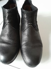 Think  Chelsea Boots 39