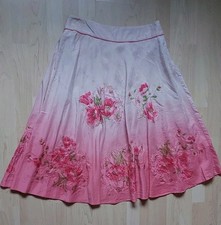 Monsoon rosa Damen Rock Blumenmuster mit Seide und Perlen Größe 38/M - 40/L