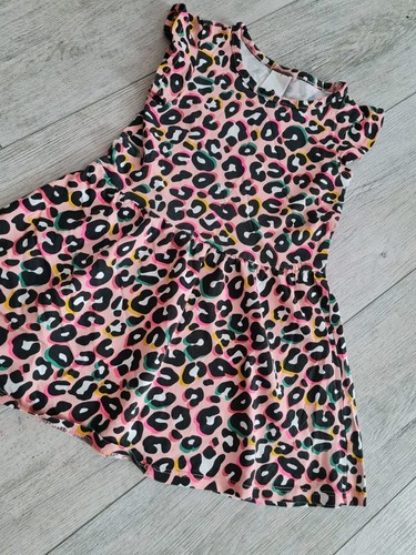 Kleid mit tierdruck - mit, *°